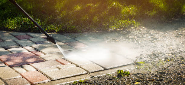 Best Pool Deck Cleaning  in Pace, FL
